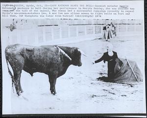 Lady matador beats the bull