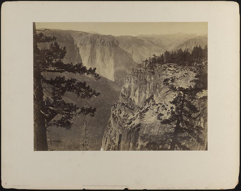 First view of Yosemite Valley from Mariposa Trail