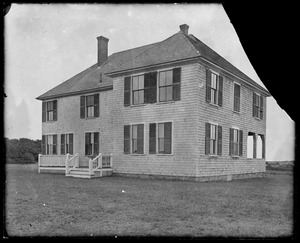 Jane Look's house at Peartree Cove on Tisbury Pond, WT. Built ca 1900 by Jim Look (Leonard's uncle)