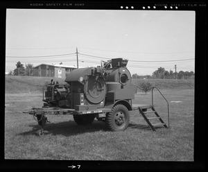 Single trailer laundry unit, color & B&W