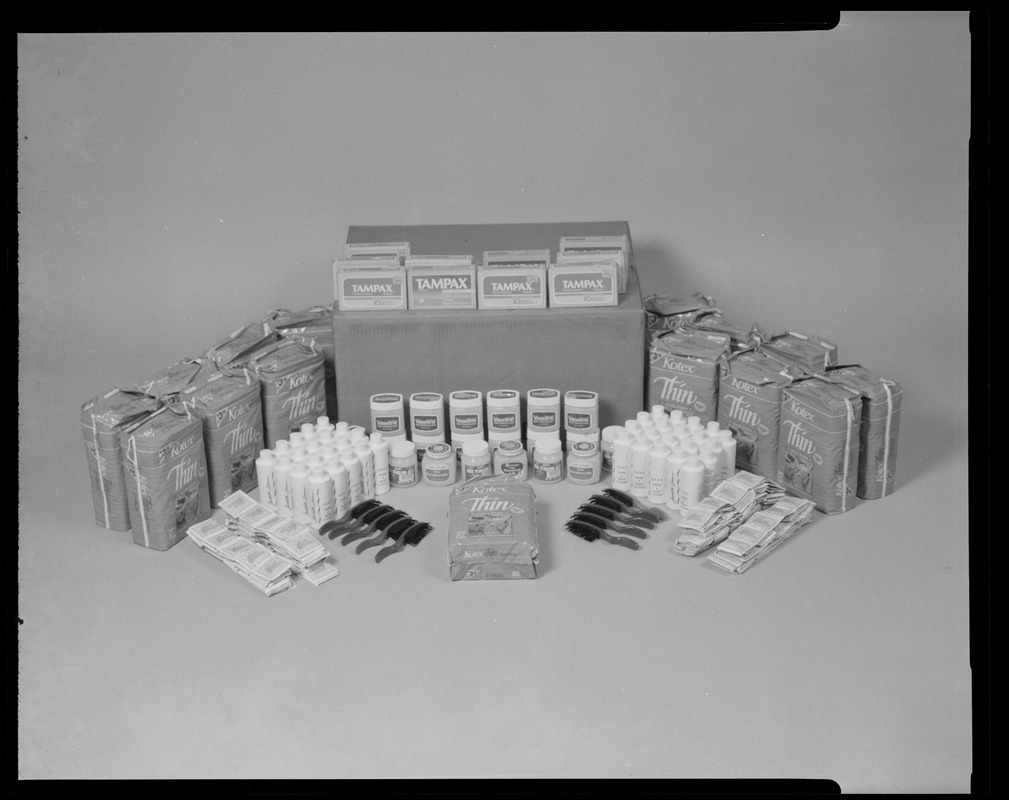 Food lab, ration supplement sundries pack - female - Digital Commonwealth