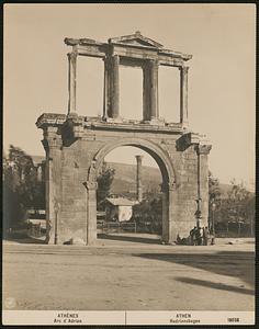 Athènes. Arc d'Adrien