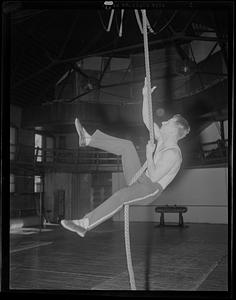 Gymnasts, rope climbing