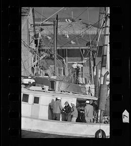 Fishing boats and fishermen, Gloucester