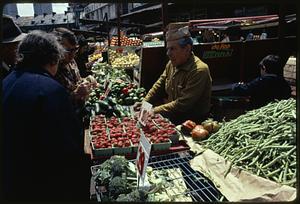 Outdoor Market at Haymarket Square
