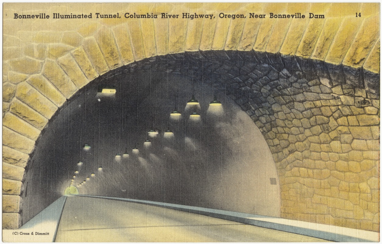 ILLUMINATED TUNNEL DX版エディション4/45 Bonneville Illuminated Tunnel, Columbia River Highway, Oregon