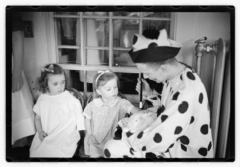 Harry W. Syer magician at Children's Hospital