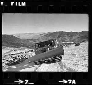 Snow Spryte tracked vehicle climbs Mount Washington, New Hampshire