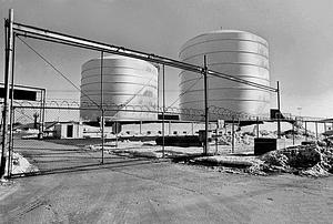 LNG tanks Everett