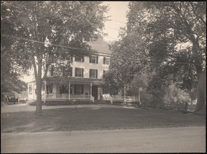 Wayland Inn, built 1771, demolished 1928.