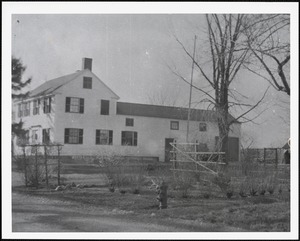Deacon Richard Heard house, 101 Pelham Island Road