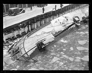 S.S. King Philip sinks Jan 1935