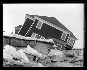 Wrecked house, Hampton Beach, N.H.