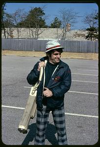 Man with golf bag
