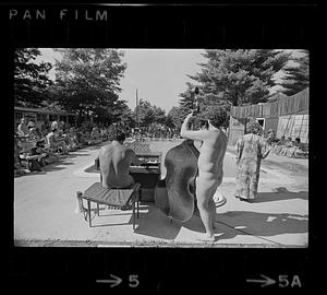 Nudist beauty contest, Assonet