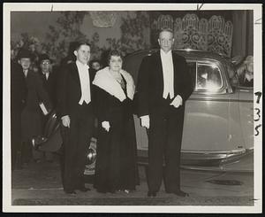 Mayor and Mrs. Mansfield and their son Walter.