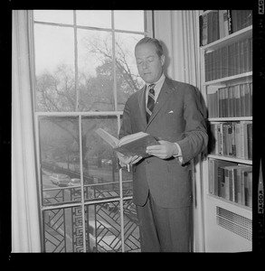 Atty. John L. Saltonstall, Jr., a relative of former Governor and U.S. Sen. Leverett Saltonstall, relaxes at his Beacon Hill home