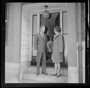 John L. Saltonstall, Jr., and Margaret B. Saltonstall outside their Beacon Hill home