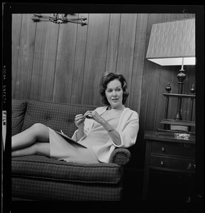 Maureen O'Sullivan lounging on a couch, promoting "The Subject Was Roses" at North Shore Theater