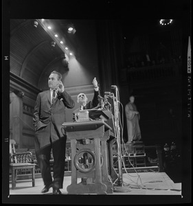 Gov. George Wallace speaking at Sanders Theatre