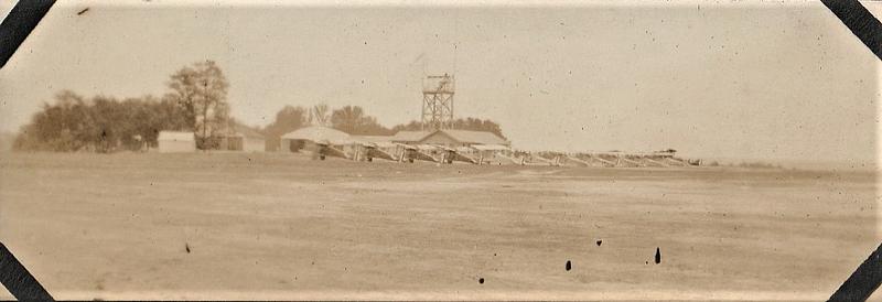 Airplanes at Brown Field U.S. Marine base Quantico, VA