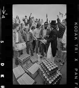 Harvard raft race winners with beer prize, Cambridge
