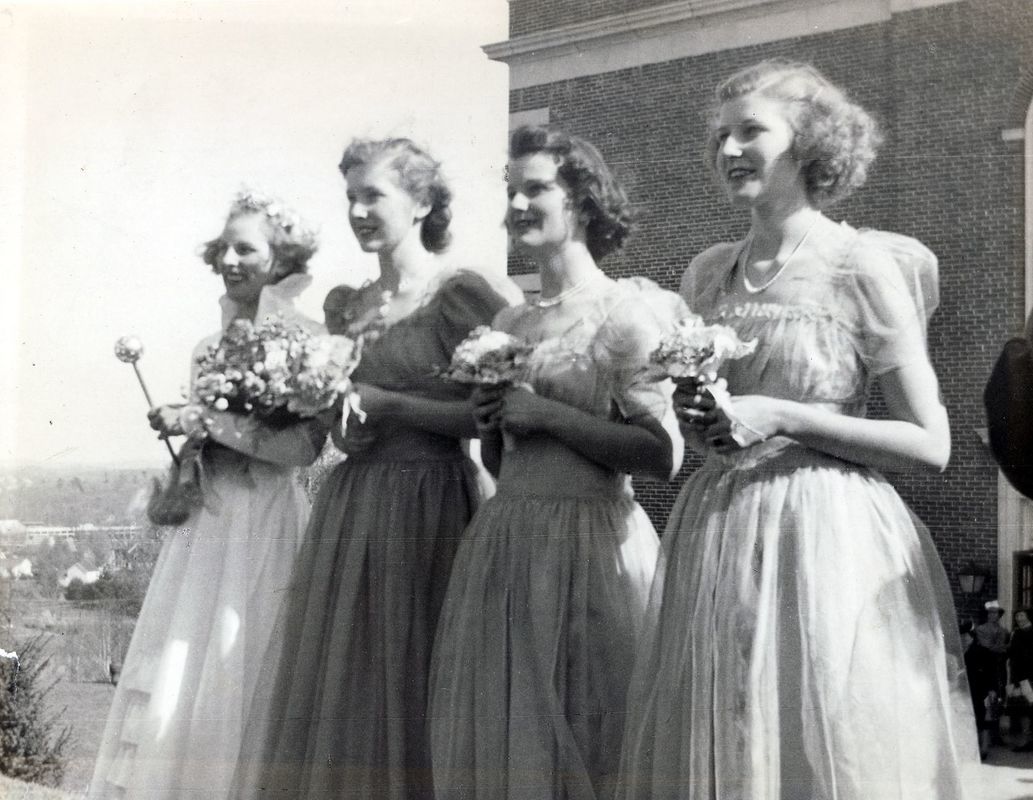 Class of 1940 May Day Court in 1938