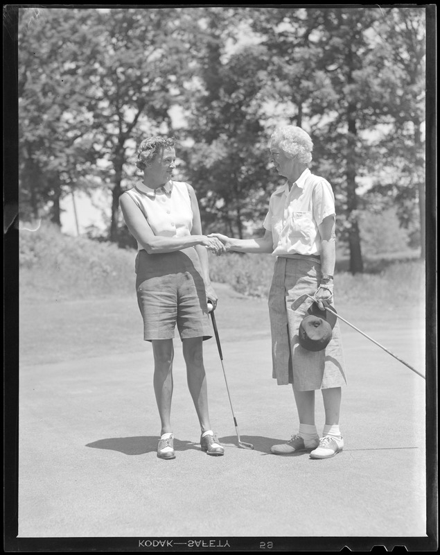 Two women golfers - Digital Commonwealth