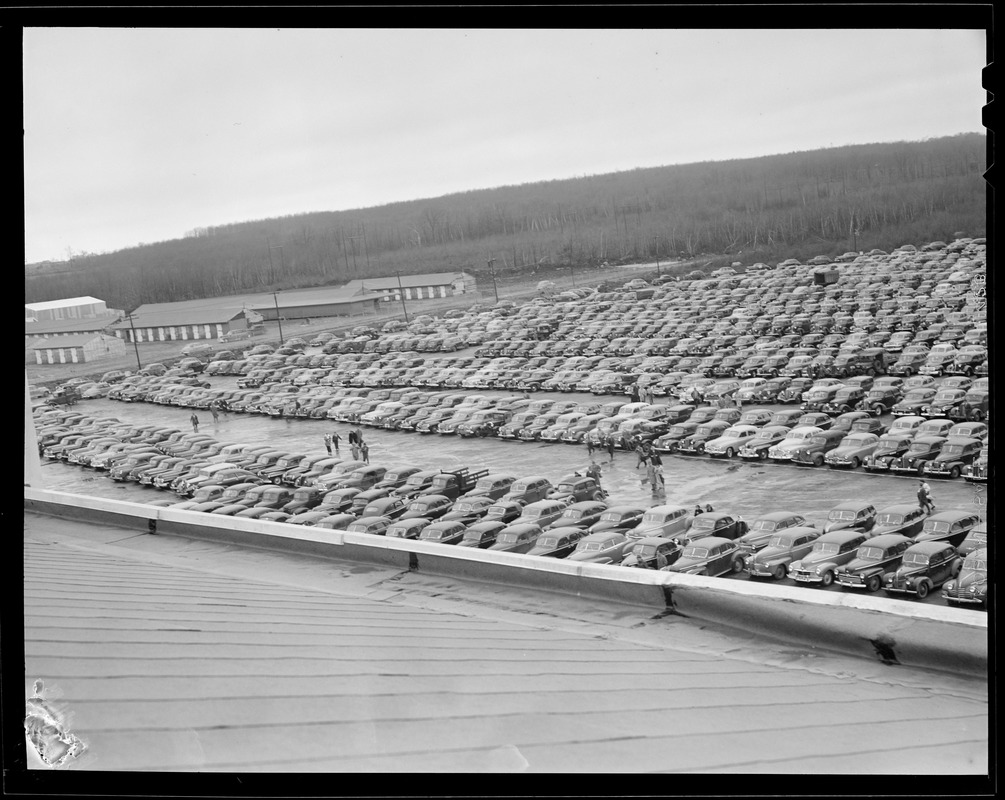 Full parking lost at Lincoln Downs for horse races Digital Commonwealth