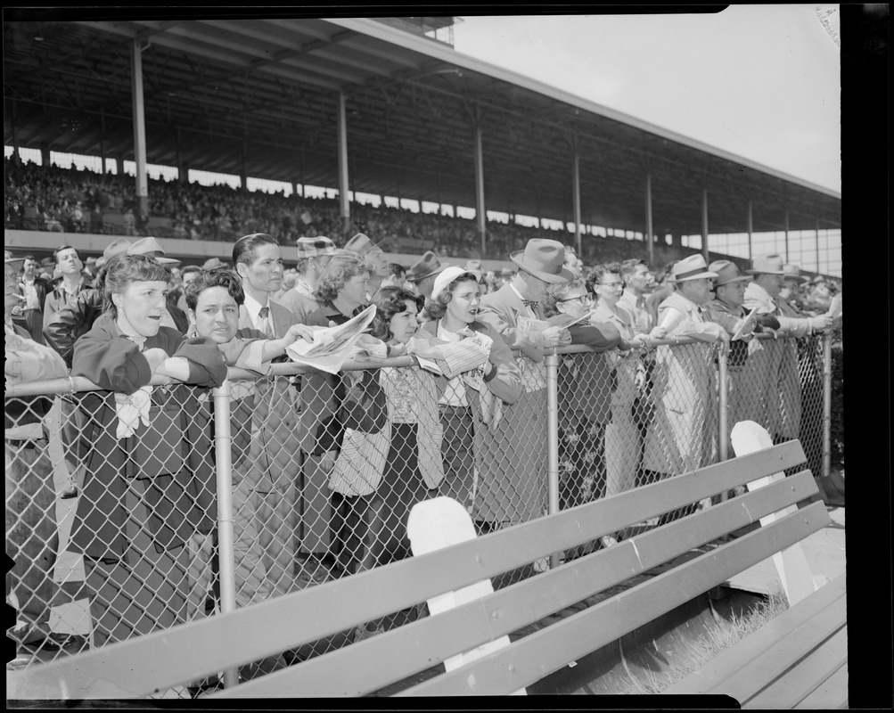 Crowd at races, Suffolk Downs