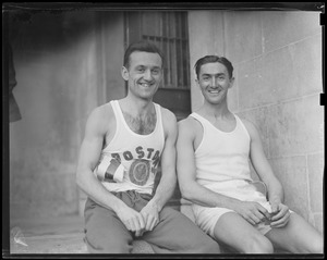 Johnny Kelley with fellow runner