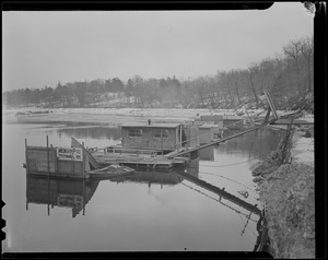 Smelt fishing cabins, Neponset River