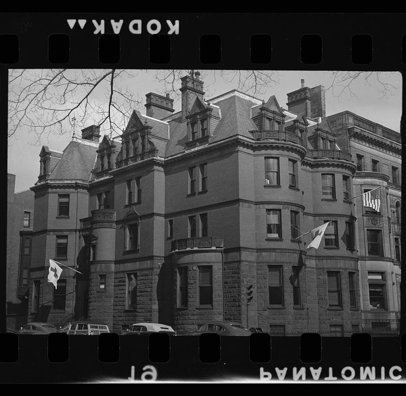 Headquarters, American Red Cross, Boston chapter, 17 Gloucester Street, Boston, Massachusetts