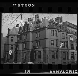 Headquarters, American Red Cross, Boston chapter, 17 Gloucester Street, Boston, Massachusetts