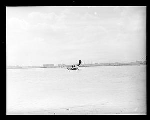 Airplane sinking in water, NC831E