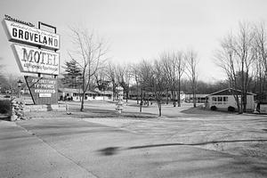 Groveland Motel, 1954 State Road, North Dartmouth