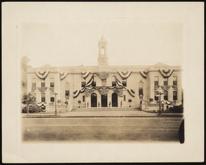 Robbins Memorial Town Hall