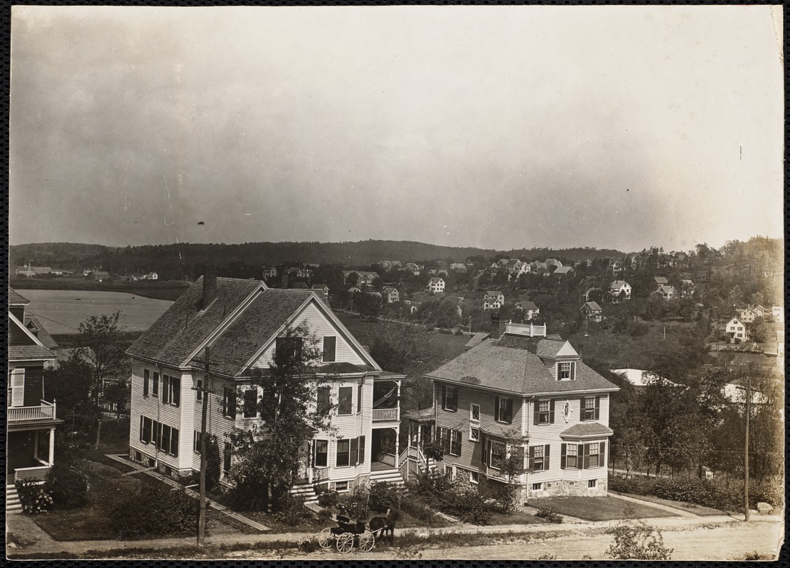 Long view of Crescent Hill taken from the heights