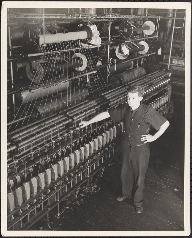 Dalton Woolen Mill (Sawyer Regan) twisting machine, 1939