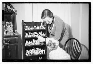 Miss Liddie A Livevey, collector of miniature dogs, 400, 1 live one