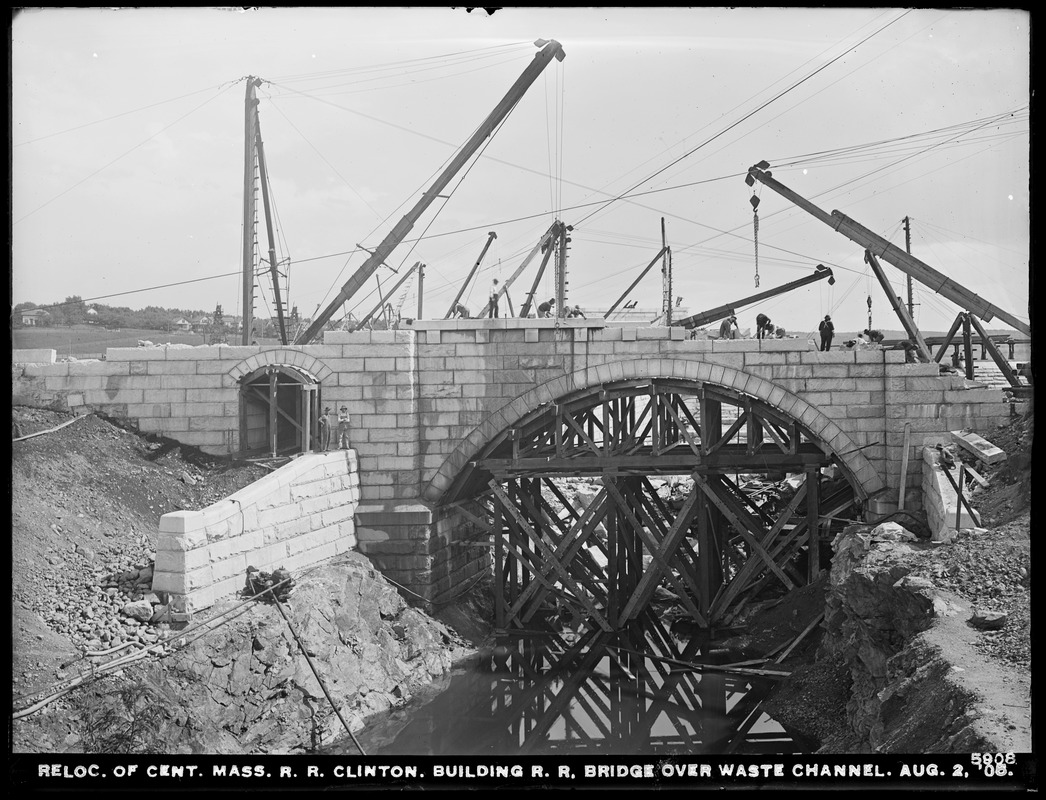 Wachusett Dam, relocation Central Massachusetts Railroad, building railroad bridge over waste channel, Clinton, Mass., Aug. 2, 1905