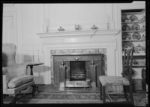 Peirce-Nichols House, Salem: interior, West parlor