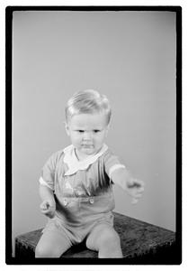 Donald Fletcher 18 mo. Son of Philis of the Park Dep.