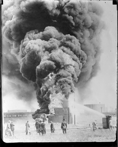 Huge oil fire in Pennsylvania
