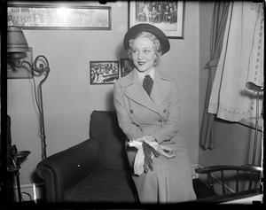 Sally Rand, fan dancer