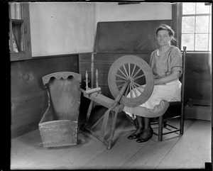 Old woman at spinning wheel at Daniel Webster birthplace, Franklin, N.H.