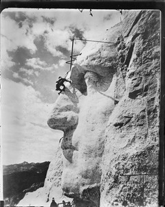 Gigantic work of George Washington cut out of Rock by Gutzon Borglum, sculptor in the Black Hills of South Dakota