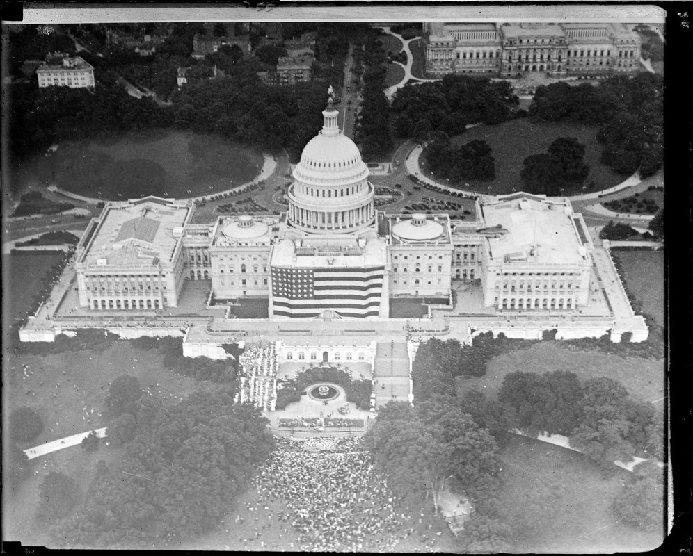 Air view, U.S. capitol