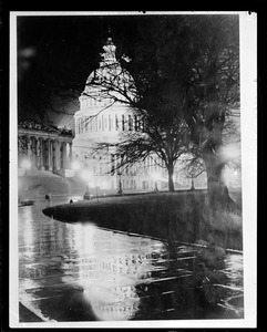 U.S. capitol on rainy night