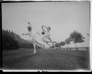 Nature dancers - Boston